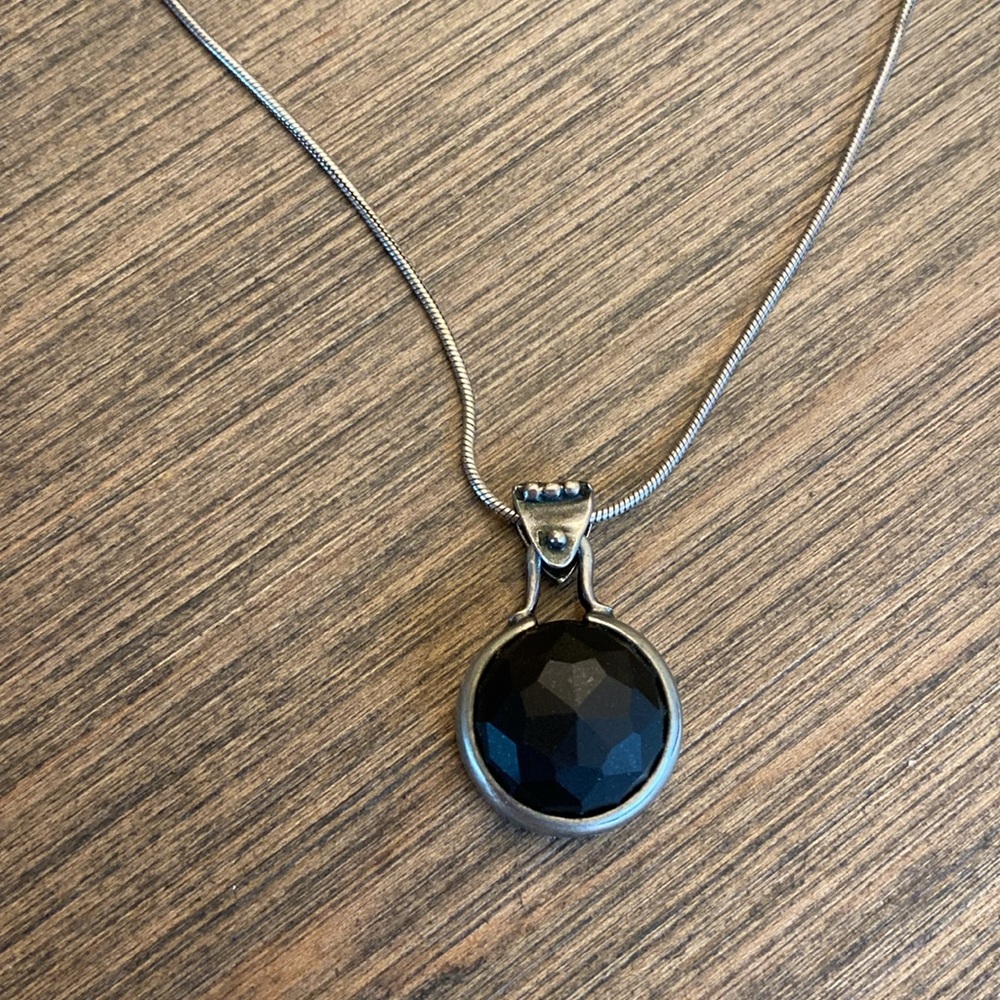 Silpada Sterling Silver Necklace with Black onyx Pendant & Matching earrings - Picture 3 of 5